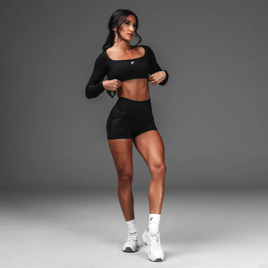 Minimalist Crop Long Sleeve