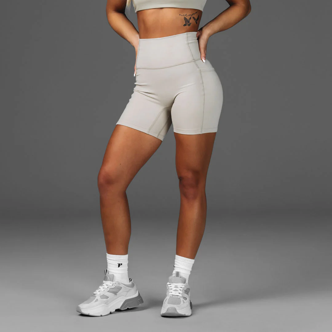 Adapt Short - 6"