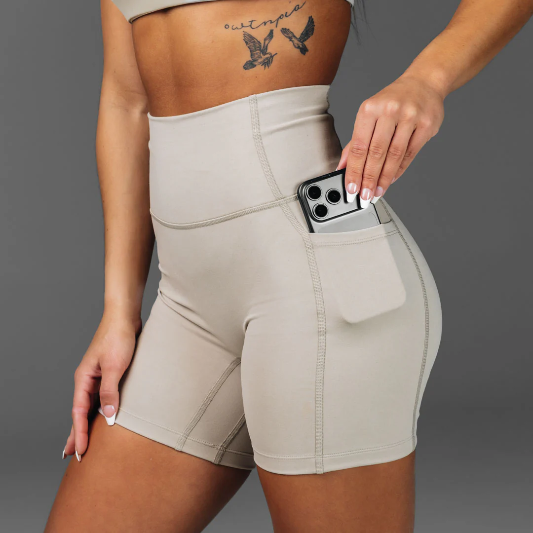 Adapt Short - 6"