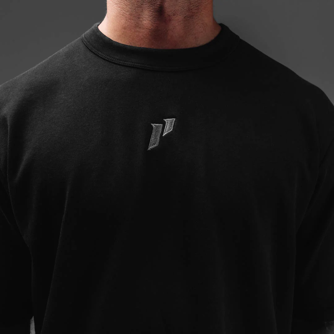 3419-relaxed-standard-crest-tee-10.webp Relaxed Standard Crest Tee